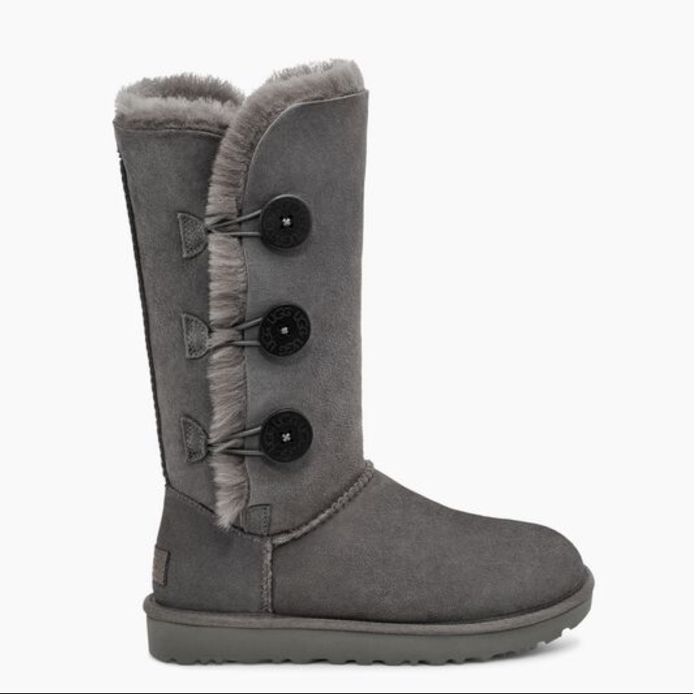 UGG BAILEY BUTTON TRIPLET II BOOT